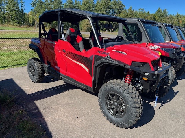 2025 Polaris GENERAL® XP 4 1000 Ultimate